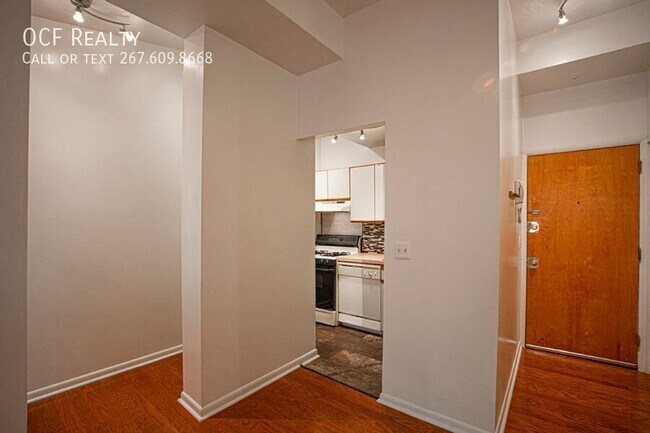 Foto del edificio - 619 S 19th St