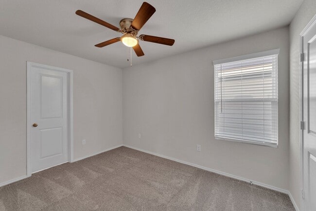 Building Photo - 7356 Misty Ridge Dr