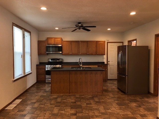 Building Photo - 1204 S Jefferson St