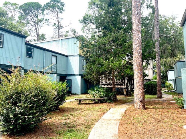 Foto del edificio - 709 SW 75th St