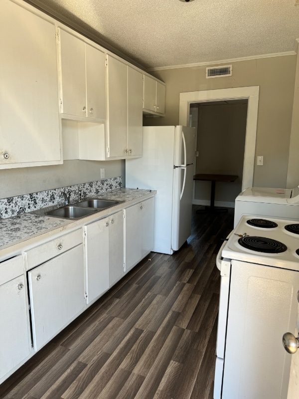 Foto del edificio - 385 Church St N