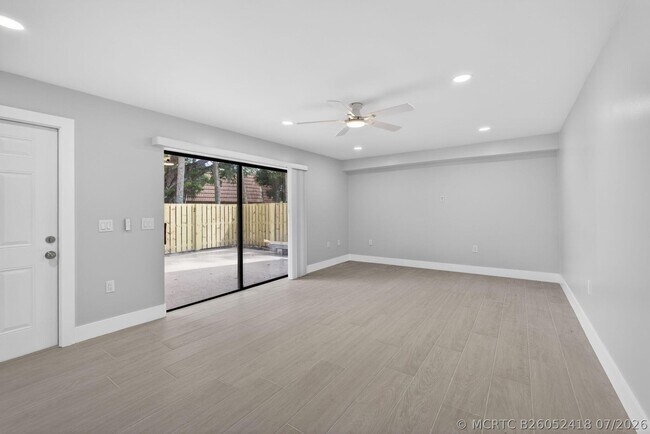 Building Photo - 183 Charter Way