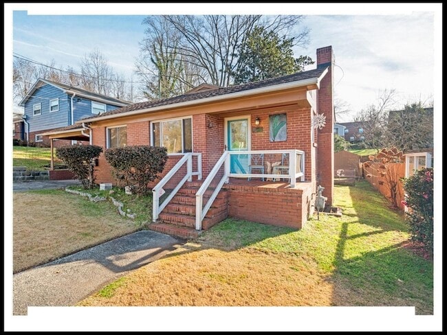 Photo - 112 E Lawson St House