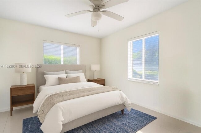 Foto del edificio - 729 NE 16th Ave