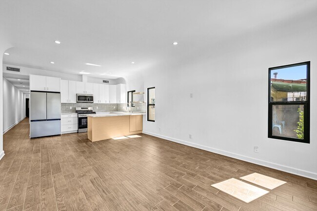 Foto del edificio - 618 N Vista St