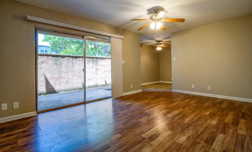 Primary Photo - 2600 Penny Ln