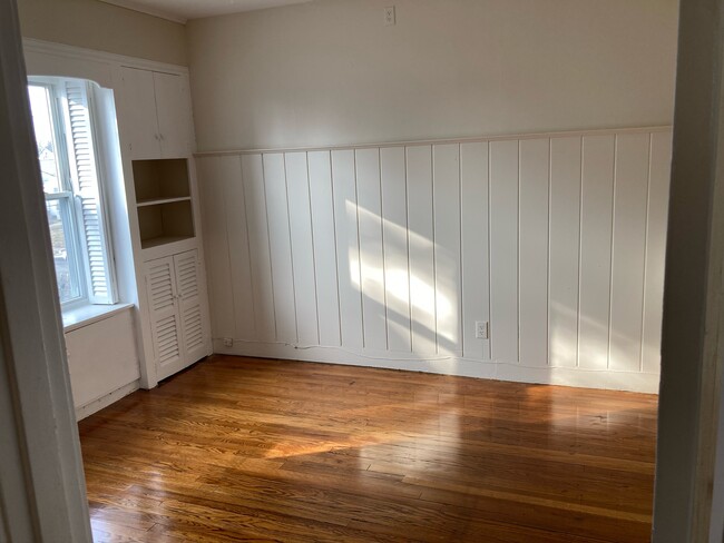 2nd bedrooom - 191 Branford St