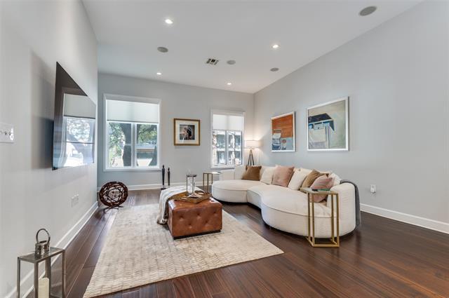 Foto del edificio - 3210 Carlisle St