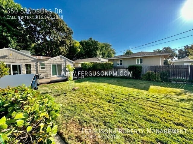 Building Photo - 350 Sandburg Dr