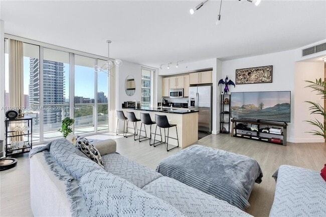 Foto del edificio - 1111 SW 1st Ave