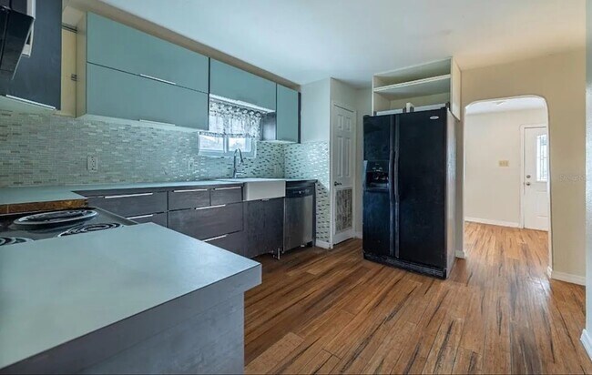 Foto del edificio - 1821 E Humphrey St