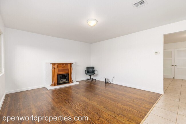 Building Photo - 3 br, 2 bath House - 716 Minerva Street