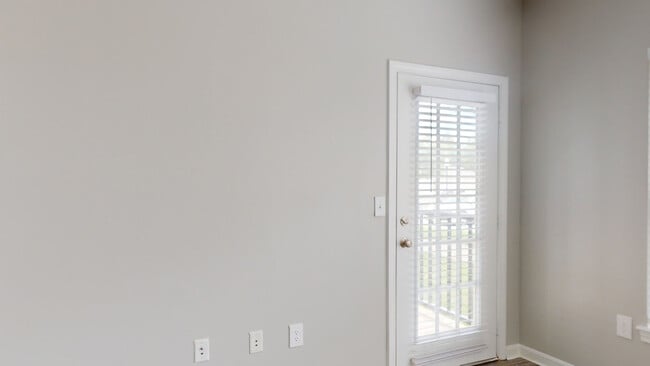 Interior Photo - Bradlee Danvers