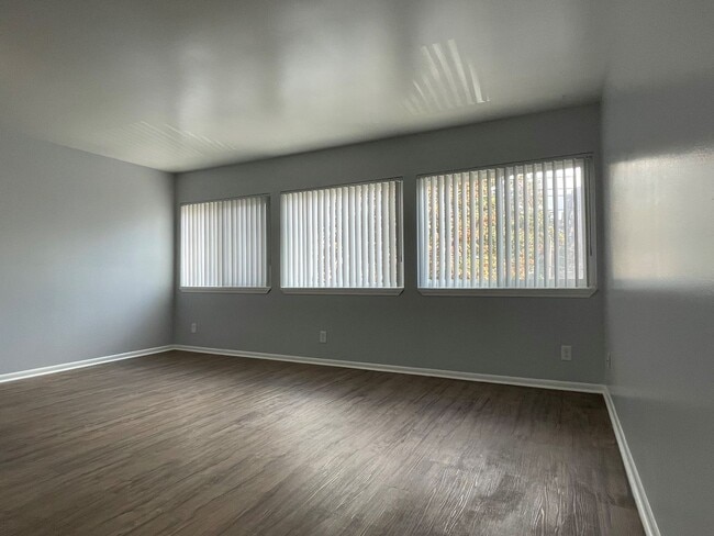 Interior Photo - Bellevue Place Apartments