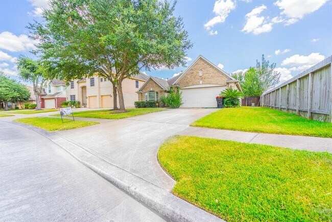 Building Photo - 2227 Laurel River Bend