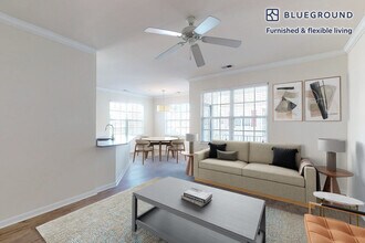 Building Photo - 14240 Alta Oaks Dr