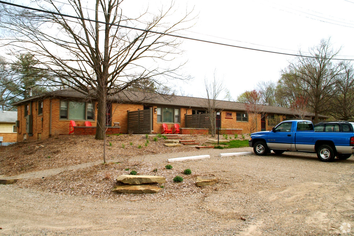 Building Photo - Dexter Flats