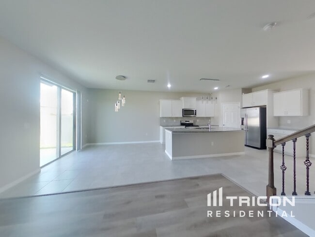 Building Photo - 6316 Dutton Dr