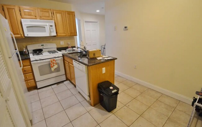 Photo - 88 Westland Ave. Apartment