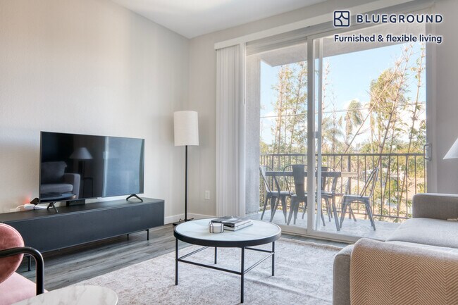 Foto del edificio - 2820 Sawtelle Blvd
