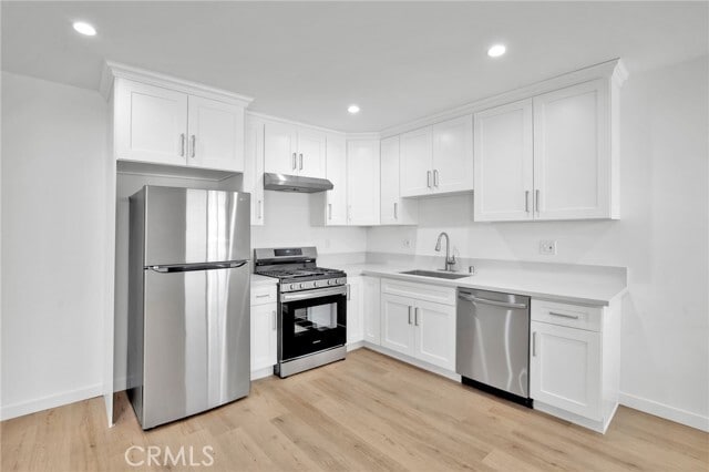 Building Photo - 13018 Valleyheart Dr