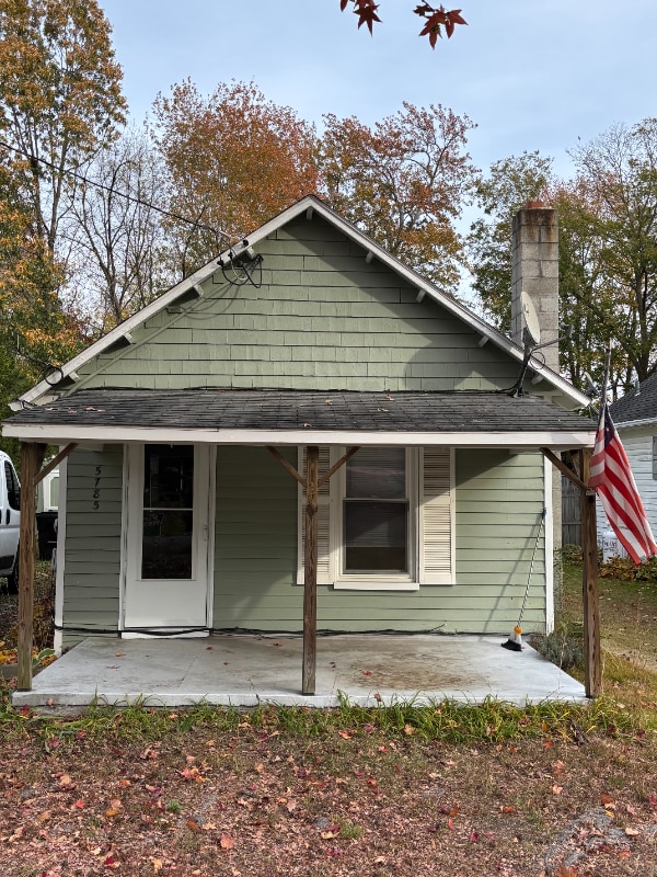 Foto del edificio - 5785 Downey Ave