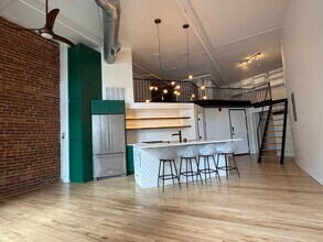 Building Photo - 1617 California St