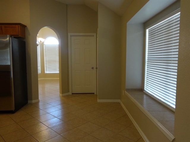 Building Photo - 18439 Sunrise Oaks Ct