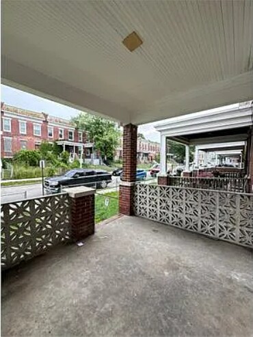 Foto del edificio - 4 Bedroom 2 Bathroom Rehabbed
