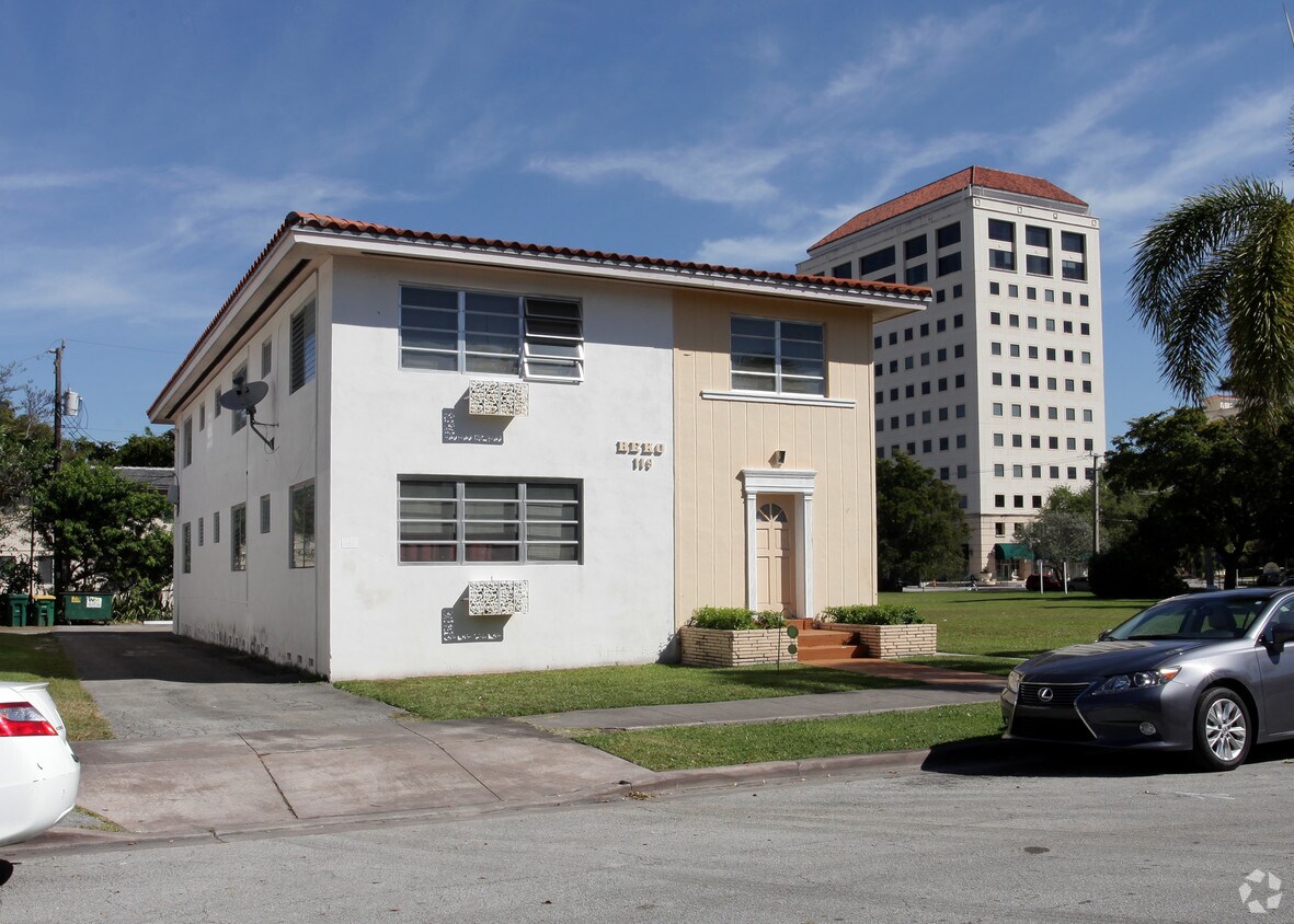 119 Santillane Ave - Reko Apartments