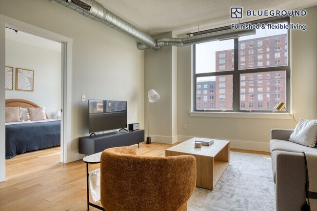Foto del edificio - 300 Coles St
