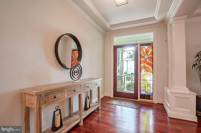 Foto del edificio - 4501 Walsh St