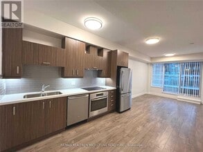 Building Photo - 18 Uptown Dr