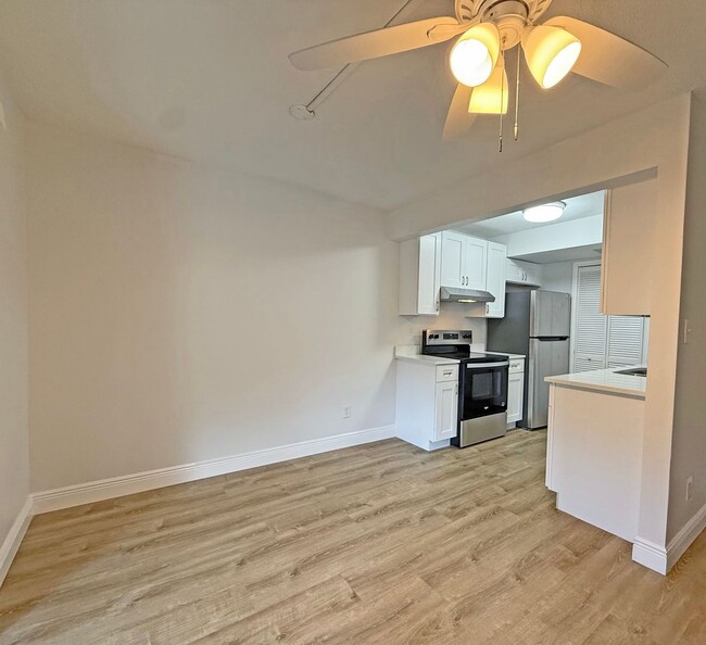Foto del edificio - 9005 Pebble Creek Dr