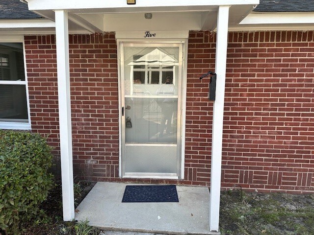 Entrada principal - 505 B Ave