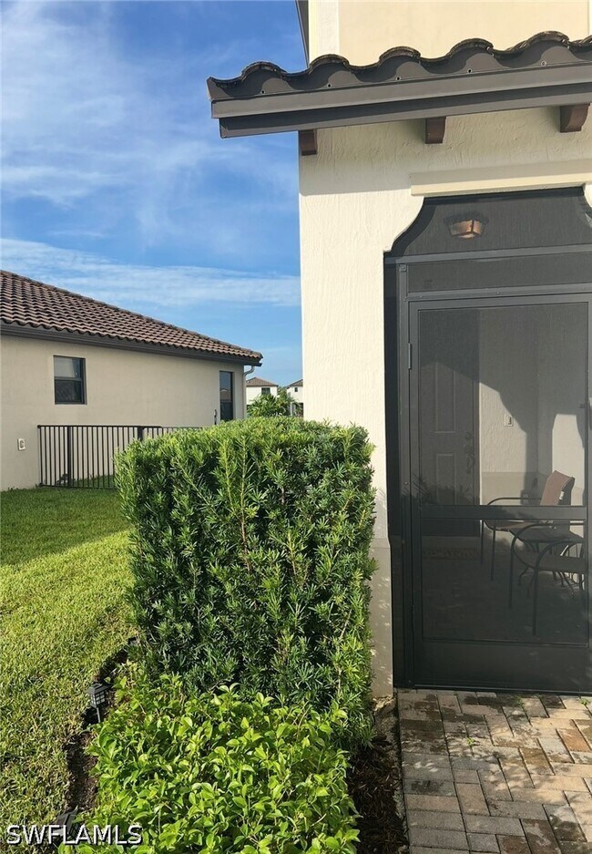 Foto del edificio - 5474 Cassidy Ln