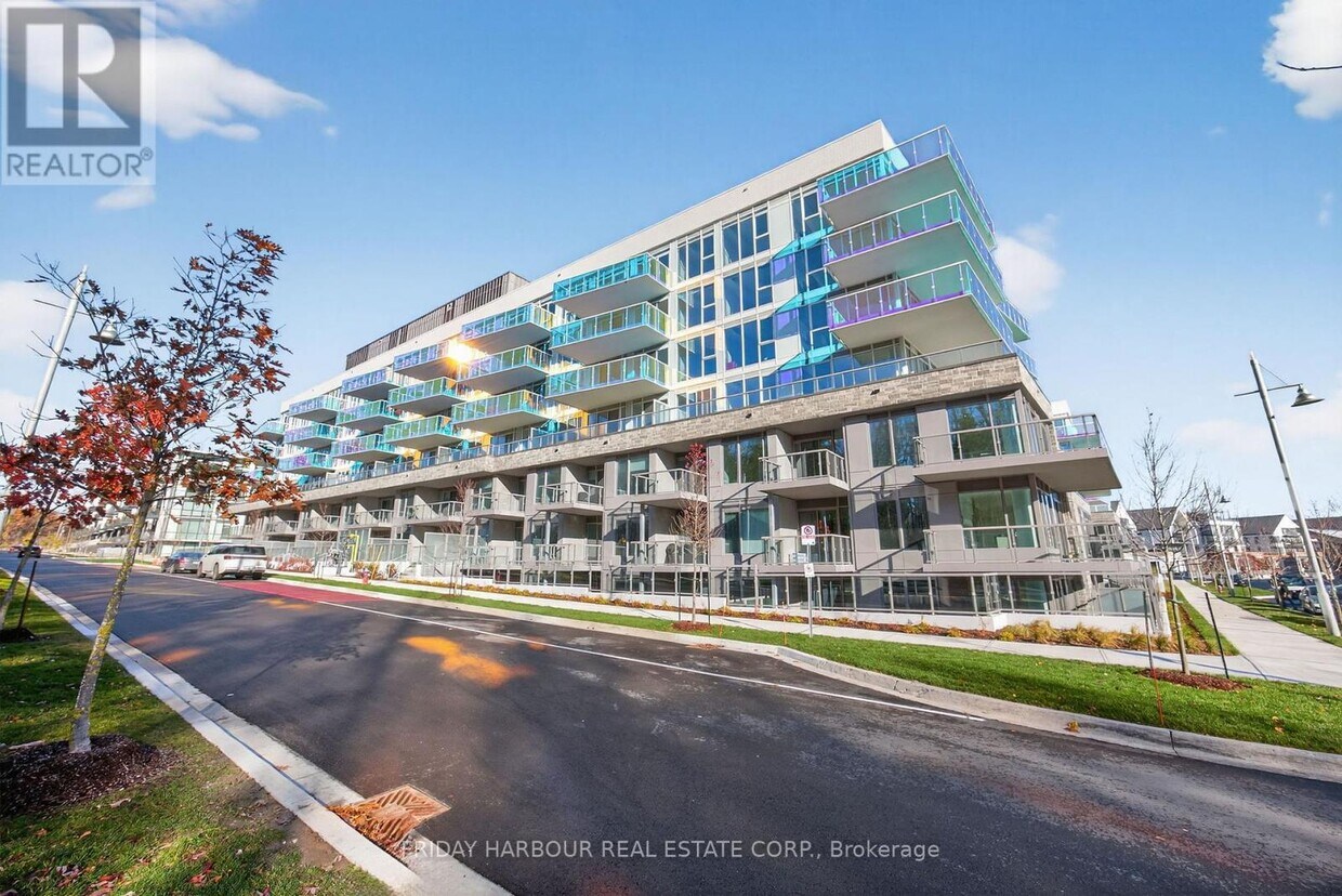Building Photo - 333 Sunseeker Ave