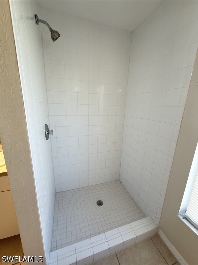 Foto del edificio - 2513 48th St SW