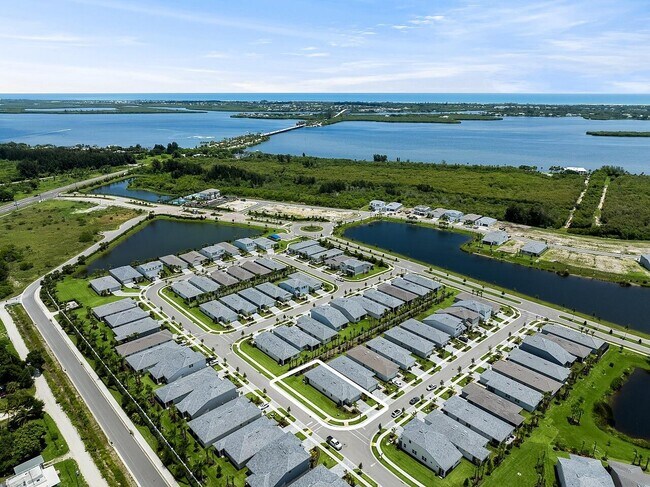 Building Photo - 4550 Jolly Roger Mnr