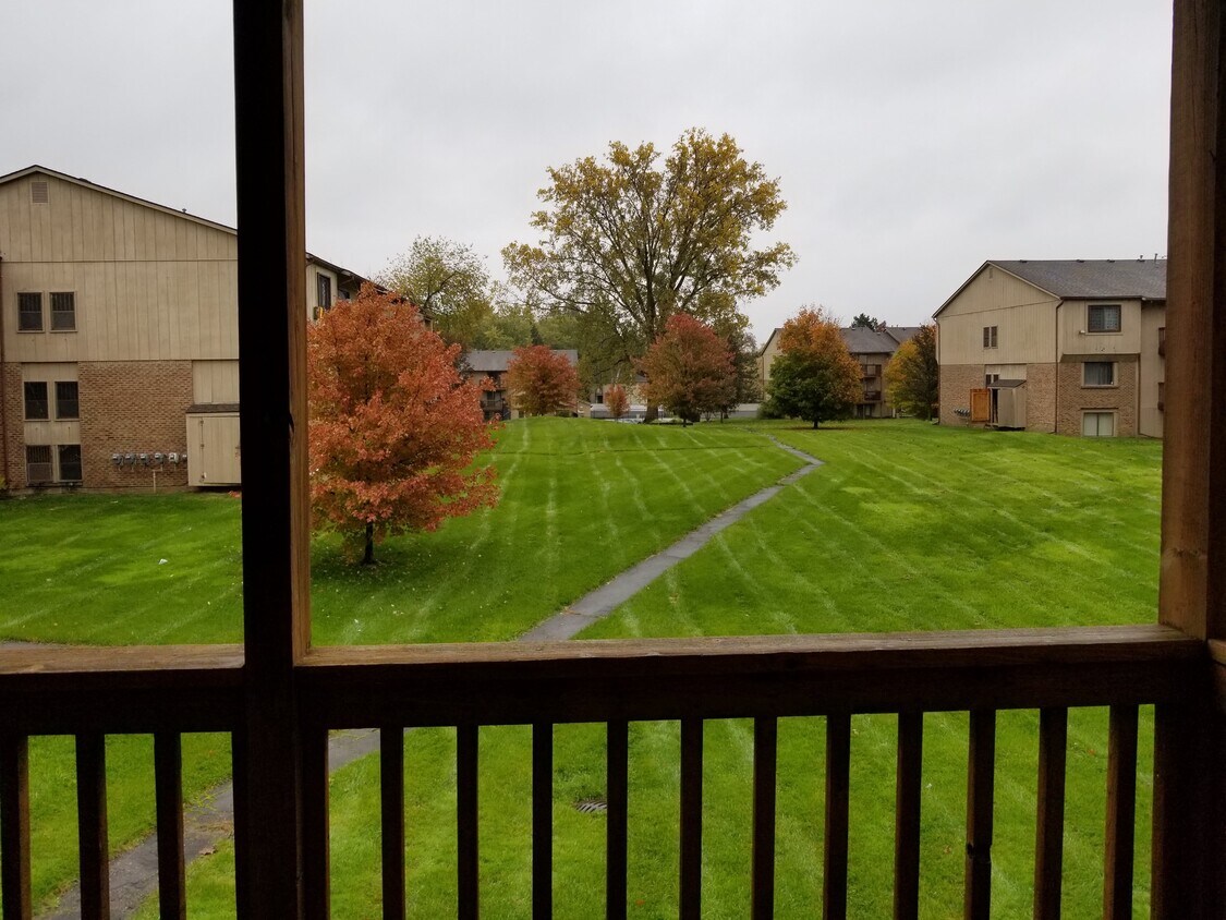 30060 W 12 Mile Rd Unit 89, Farmington Hills, MI 48334 Condo for Rent