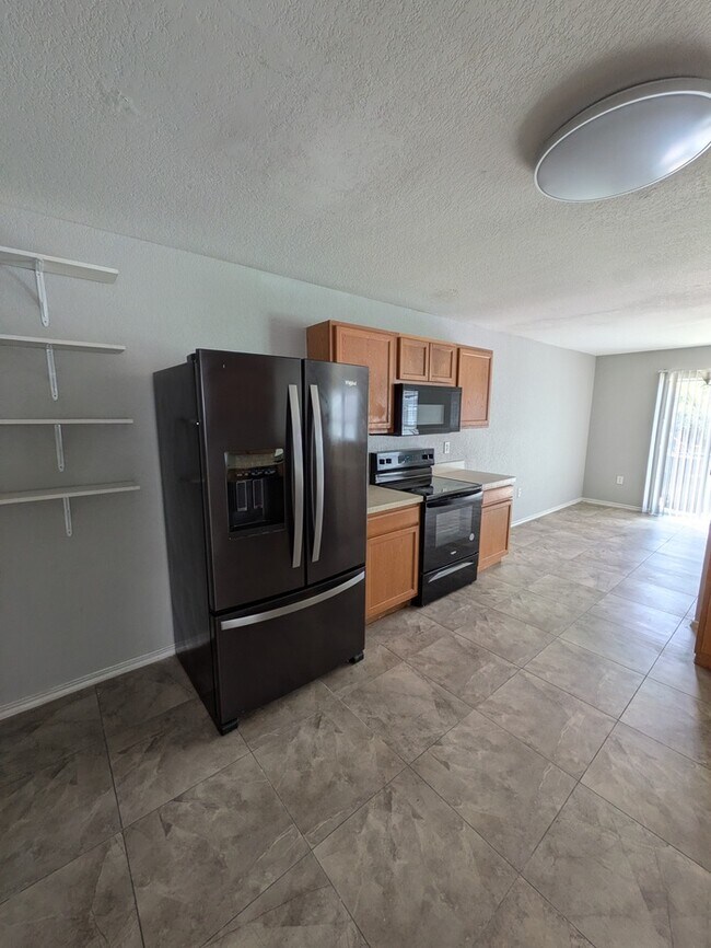 Building Photo - 6130 Wisteria Hill