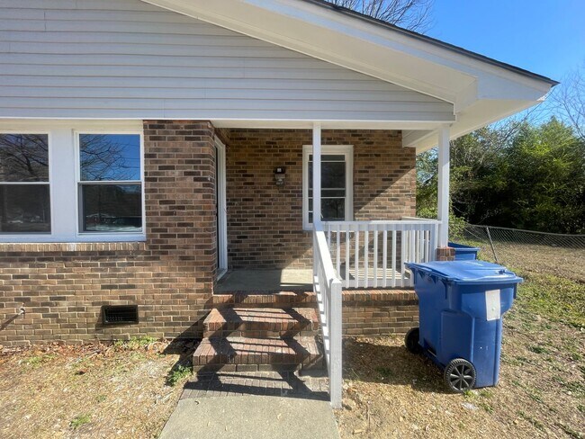 Foto del edificio - 303 Freeman St SE