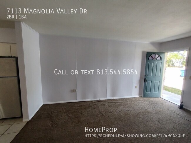 Building Photo - Cozy Retreat: 2BR Home w/ Porch in New Por...