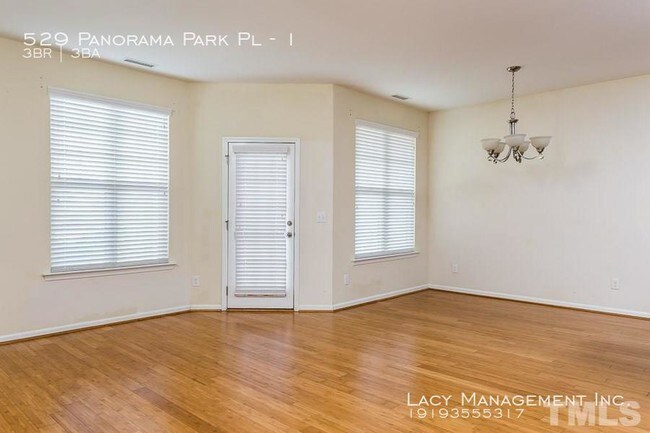 Building Photo - 529 Panorama Park Pl