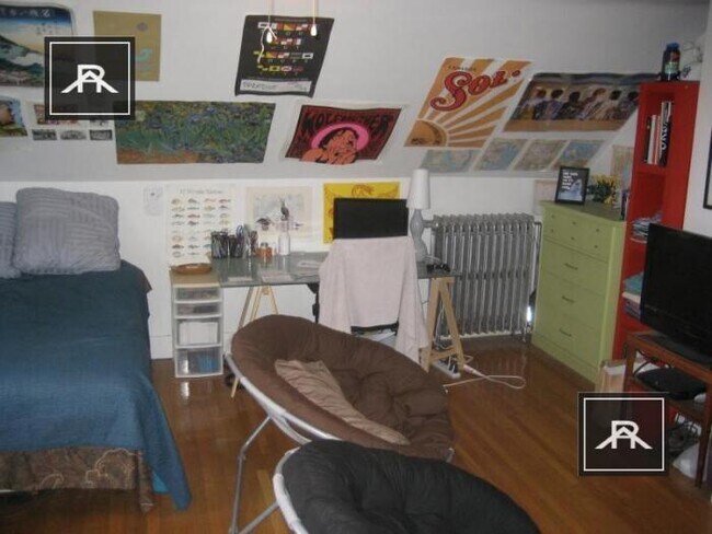 Building Photo - 4 bedroom in Allston MA 02134