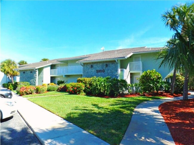 Building Photo - 2400 S Ocean Dr