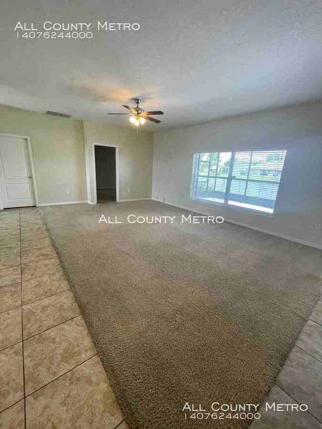 Building Photo - 3 Bedroom, 2 Bath, 2 Car Garage Home