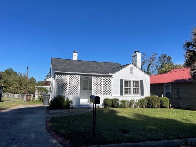 Building Photo - 2567 N View Ave