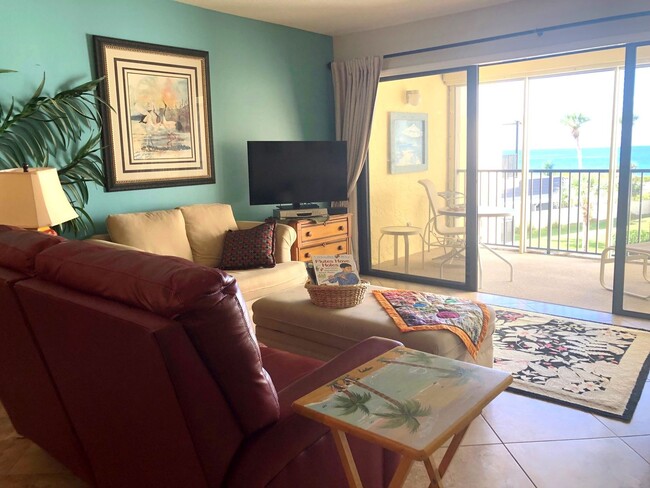 Building Photo - Venice, FL 2BR/2BA Condo in a Gated, Gulf ...