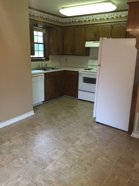 Foto del edificio - 3929 Eastwood Dr